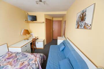 Фото номера Одноместный номер Хостелы Hostel Malinowski City г. Гливице 13