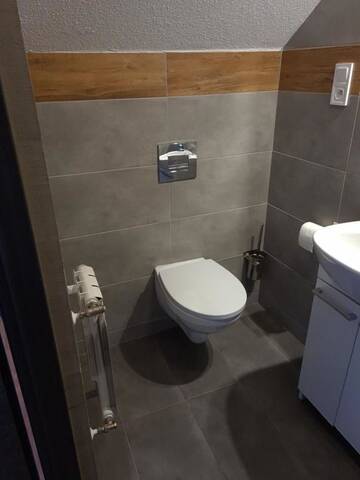 Фото номера Классический трехместный номер Хостелы M Hostel г. Гливице 7