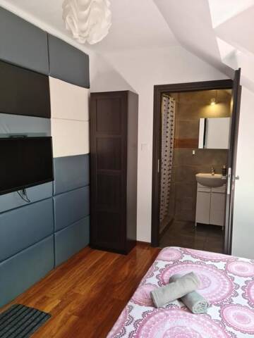 Фото номера Трехместный номер Хостелы M Hostel г. Гливице 20