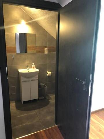 Фото номера Трехместный номер Хостелы M Hostel г. Гливице 28