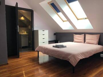 Фото номера Двухместный номер с 1 кроватью Хостелы M Hostel г. Гливице 10