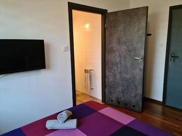 Фото номера Двухместный номер с 1 кроватью Хостелы M Hostel г. Гливице 9