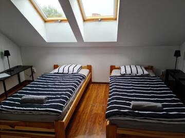 Фото номера Двухместный номер с 1 кроватью Хостелы M Hostel г. Гливице 2