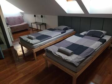 Фото номера Классический трехместный номер Хостелы M Hostel г. Гливице 20