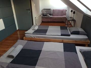 Фото номера Классический трехместный номер Хостелы M Hostel г. Гливице 15