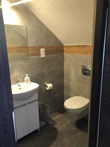 Фото номера Трехместный номер Хостелы M Hostel г. Гливице 29