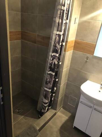 Фото номера Трехместный номер Хостелы M Hostel г. Гливице 30