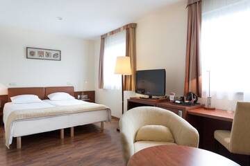 Фото номера Полулюкс Отель Qubus Hotel Gliwice г. Гливице 4